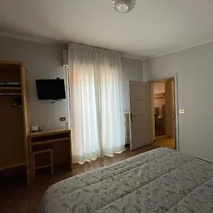 Michelina Frühstückspension Castiglione dʼIntelvi